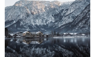 ADVENT HALLSTATTBAN ÉS BAD ISCHLBEN