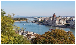 BUDAPEST: HAJÓZÁS A DUNÁN ÉS A REPÜLŐTÉR TITKAI 