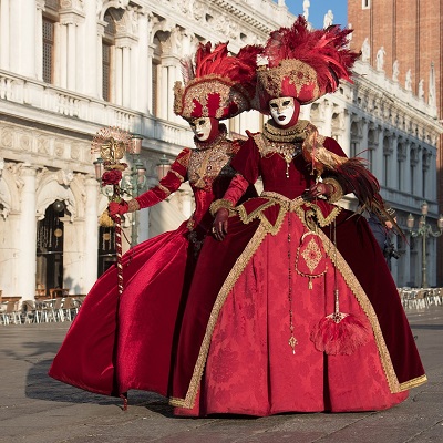 Karnevál, mámor, szerelem